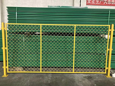 基坑护栏图片5 基坑护栏图片5